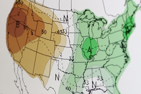 Weather forecasts versus climate outlooks: what's the difference? 