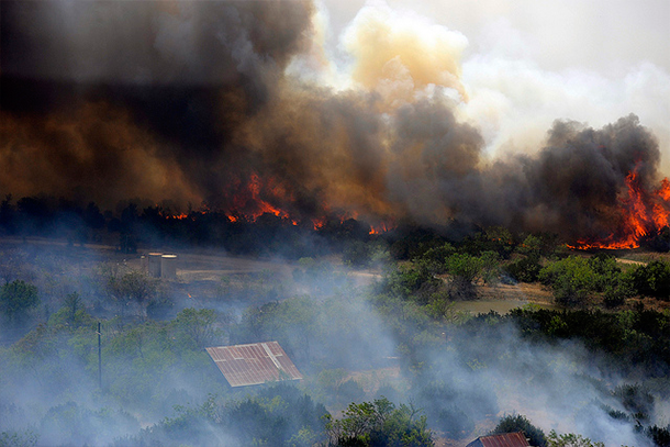 Flames burn out of control at Possum Kingdom Lake near Pickwick, TX, on April 15, 2011